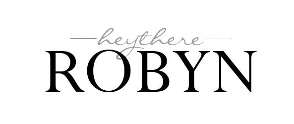 hey there robyn logo