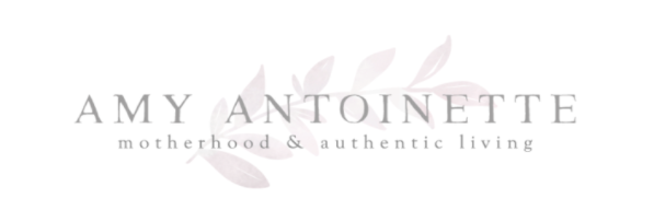 amy antoinette logo