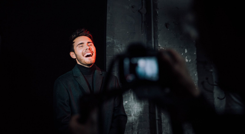 Alfie Deyes, YouTuber PointlessBlog and PointlessBlogVlogs, in Blogosphere Magazine